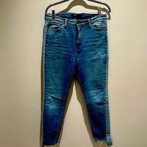Hudson Barbara Super Skinny jean.  Size 30 with side insert.  Light denim